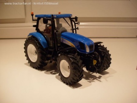 708365-new-holland-landbouw-miniaturen-132.jpg